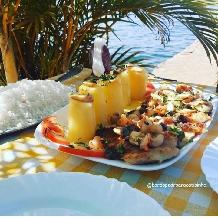 Chales Do Pedro Hospedagem E Restaurante Vila Praia de Araçatiba Exterior foto